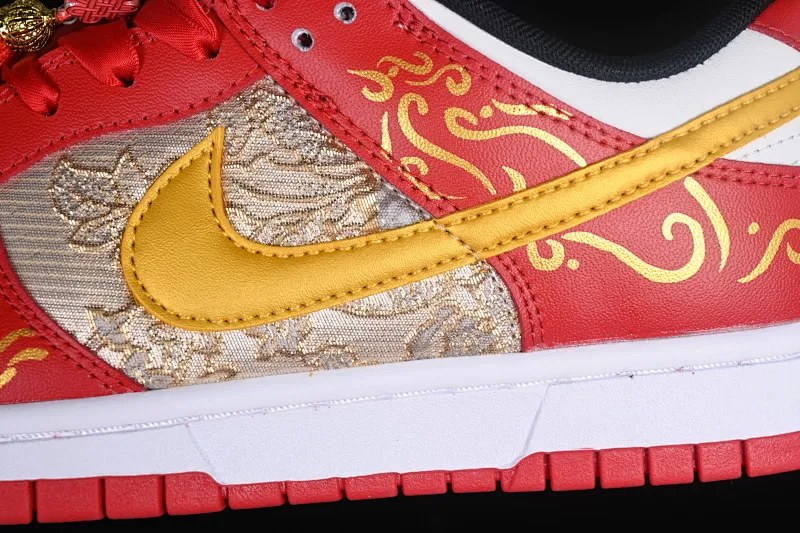 All Categories Nk SB Dunk Series Nk SB Dunk Low Low-top Sneakers Nk Dunk Low Customized Series Chinese Style-Dragon and Phoenix Festive Wedding Shoes FD9762-061